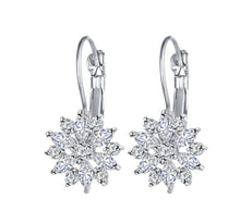 Load image into Gallery viewer, Fashion Floral Crystal Earrings
